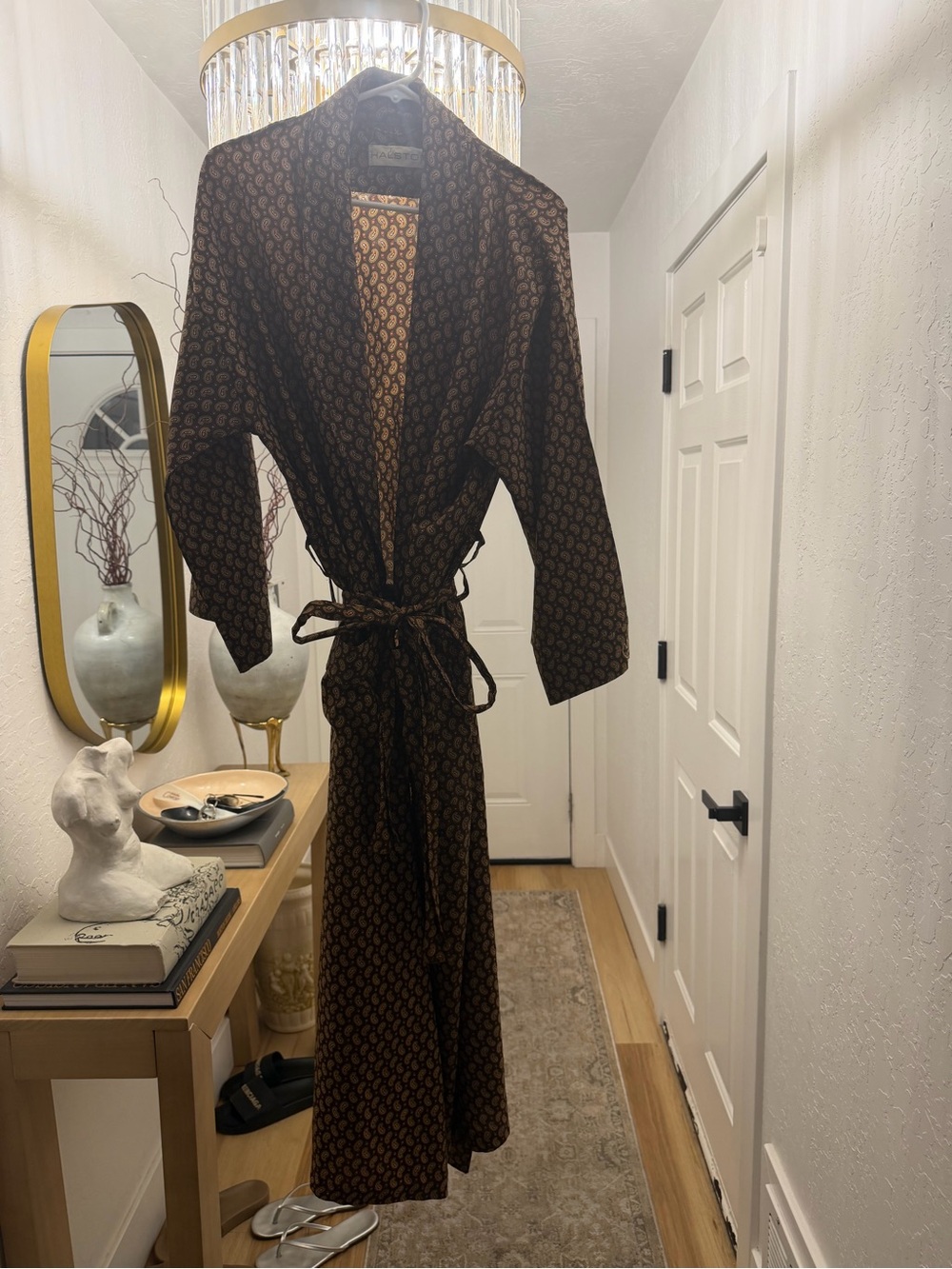 Halston Heritage Brown Patterned Satin Robe with Tie Belt
